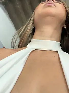 VictoriaWhitmore online show from 03-25-26, 04:02