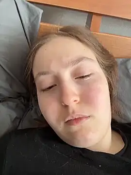 charmingggirl online show from 04-12-26, 05:56