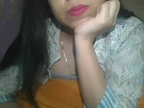 Snapshot of Qween_Seelu chatting on 06-26-26, 06:23 Qween Seelu online show from 06-26-26, 06:23