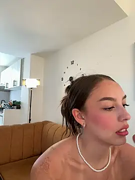 Lauren Storm online show from 04-03-26, 06:28