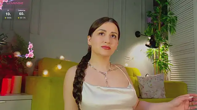 Alana Loveee online show from 05-07-26, 06:30