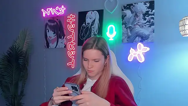 Snapshot of DelmaLasky chatting on 03-20-26, 12:54 DelmaLasky online show from 03-20-26, 12:54