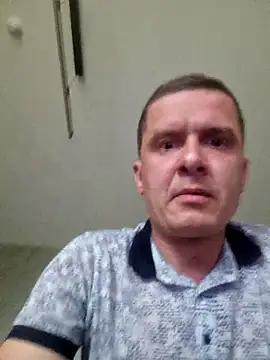 Snapshot of nezinau34 chatting on 07-22-26, 03:04 nezinau34 online show from 07-22-26, 03:04