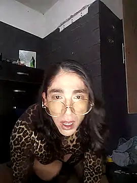 Snapshot of monicaindia chatting on 07-23-26, 01:41 monicaindia online show from 07-23-26, 01:41
