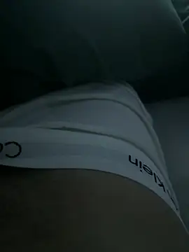 Snapshot of zoladj chatting on 04-30-26, 10:14 zoladj online show from 04-30-26, 10:14