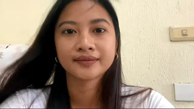 Snapshot of VerlieCerise chatting on 03-22-26, 02:37 VerlieCerise online show from 03-22-26, 02:37