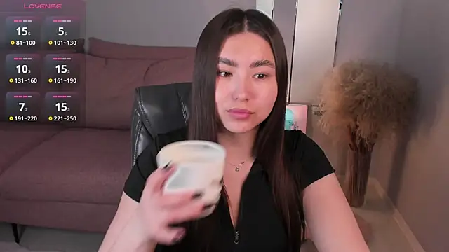 IceIcebabe  online show from 04-04-26, 01:04