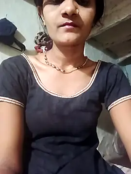 Snapshot of Sexy-Riya chatting on 04-01-26, 06:27 Sexy-Riya online show from 04-01-26, 06:27