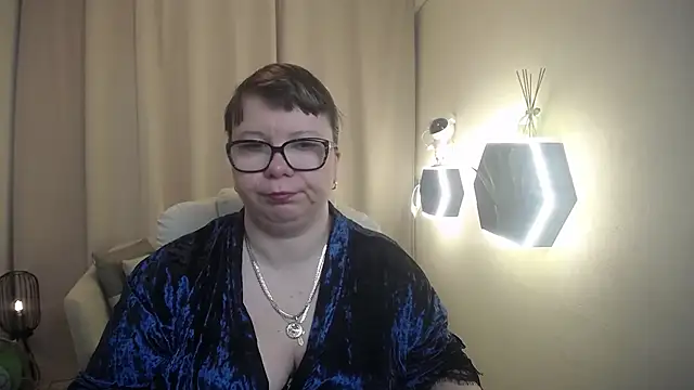 BonnnyBoobsy online show from 03-31-26, 05:52