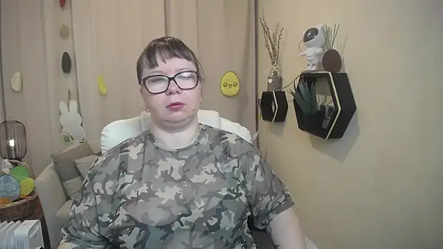 BonnnyBoobsy online show from 04-06-26, 05:52