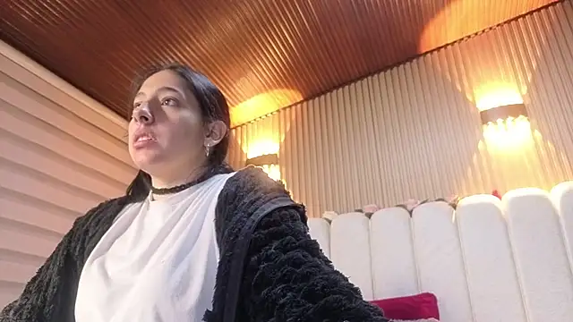 Melannyy V online show from 03-24-26, 12:54