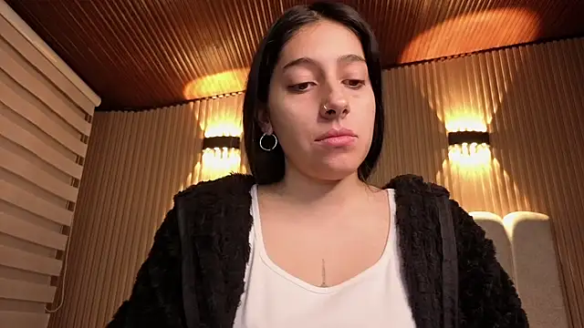 Melannyy V online show from 04-08-26, 01:00