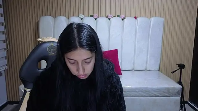 Melannyy V online show from 04-16-26, 12:39