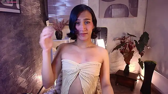 Zoee Kiss  online show from 04-24-26, 03:20