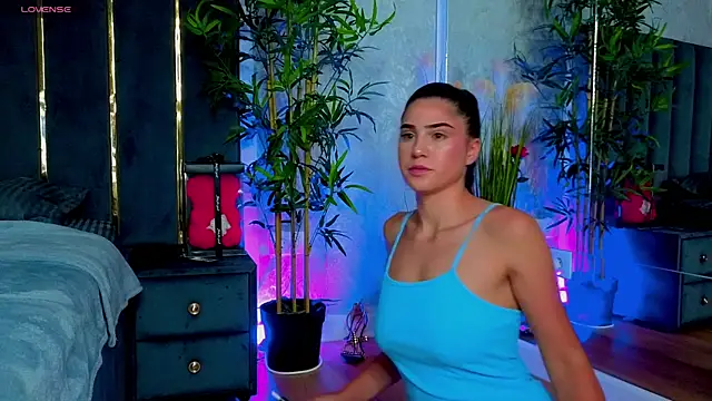 valery evan online show from 07-21-26, 06:32