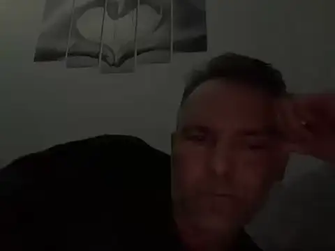 Snapshot of bartomiejwaw chatting on 03-18-26, 07:06 bartomiejwaw online show from 03-18-26, 07:06