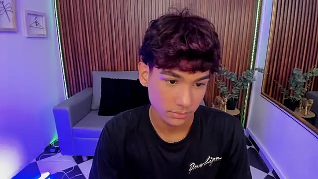 Oliver20   online show from 03-20-26, 02:49