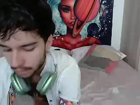 Snapshot of Adrien_polo chatting on 05-31-26, 07:48 Adrien polo online show from 05-31-26, 07:48