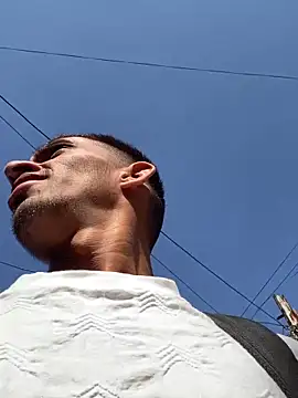 Snapshot of cool_guy_1 chatting on 03-24-26, 03:33 cool guy 1 online show from 03-24-26, 03:33