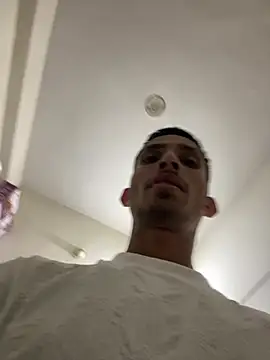 Snapshot of cool_guy_1 chatting on 03-27-26, 03:12 cool guy 1 online show from 03-27-26, 03:12