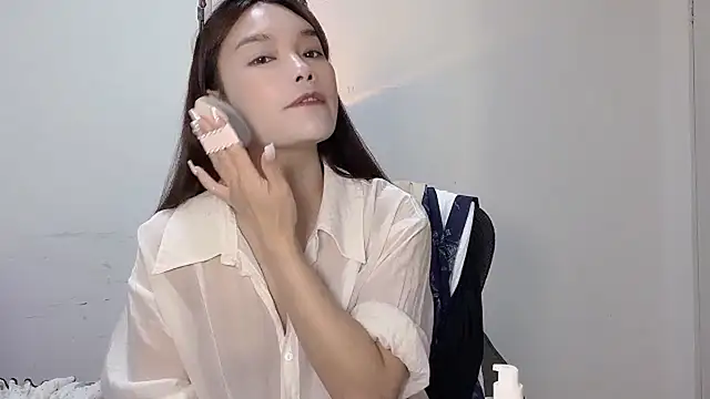 leilei998 online show from 06-18-26, 07:41