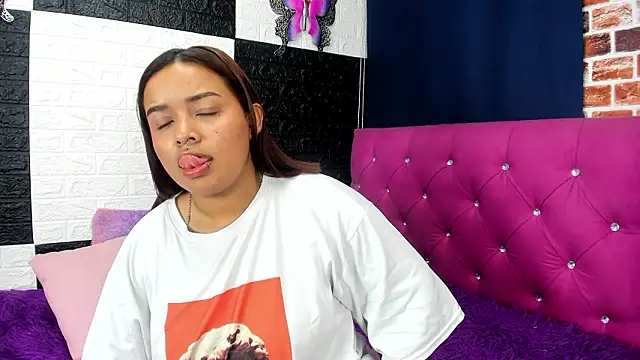 SofiiaCutee online show from 03-23-26, 12:03