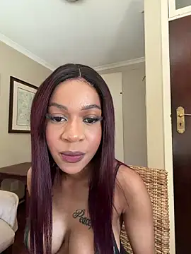 Latisha43 online show from 03-19-26, 01:15