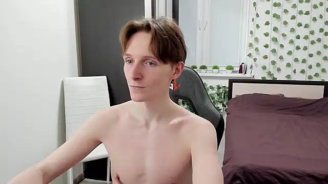 Ethan Ginger online show from 04-08-26, 05:24