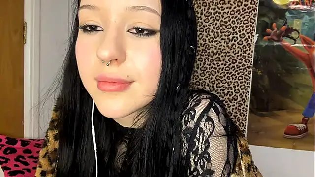 LunaTempted online show from 03-26-26, 07:41