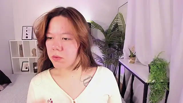Vanessa ama online show from 04-10-26, 01:49