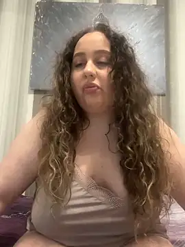 CurlyMaddie online show from 03-23-26, 05:50
