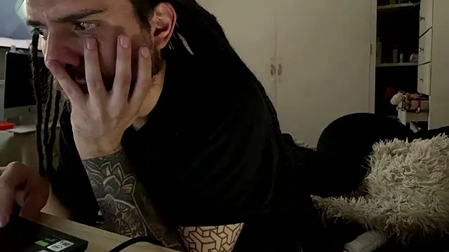 Snapshot of DreadObsessionxX chatting on 07-11-26, 06:16 DreadObsessionxX online show from 07-11-26, 06:16