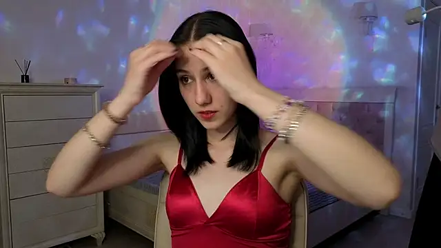 MilaVey online show from 05-09-26, 06:46