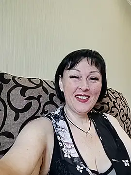 HelgaDennis online show from 07-14-26, 05:56