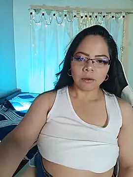 Snapshot of ROUSSE_SINCLAIR chatting on 06-05-26, 10:26 ROUSSE SINCLAIR online show from 06-05-26, 10:26