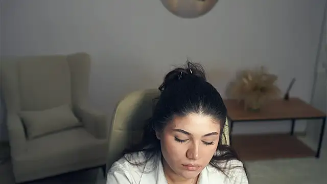 Snapshot of BeataHageny chatting on 03-20-26, 03:06 BeataHageny online show from 03-20-26, 03:06