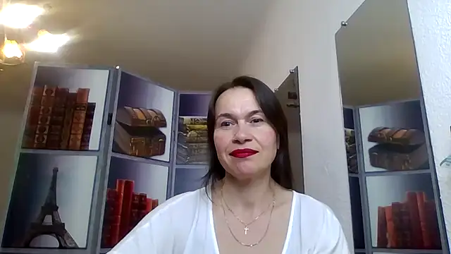 Selena Moo online show from 04-24-26, 09:34