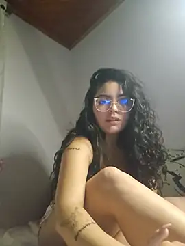 Snapshot of Milysins chatting on 06-26-26, 11:53 Milysins online show from 06-26-26, 11:53