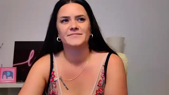 NicolSparkleX online show from 06-12-26, 07:07