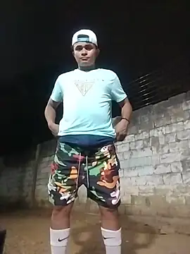 HOTRAINYGOLDEN online show from 03-29-26, 02:33