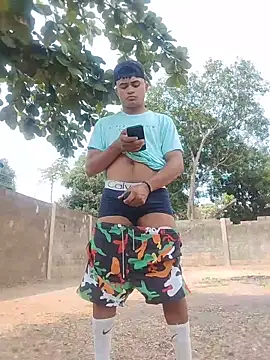 HOTRAINYGOLDEN online show from 03-29-26, 07:03