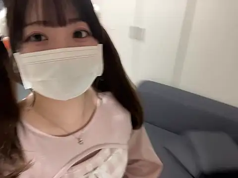 y-u-r-a-33 online show from 03-31-26, 06:36