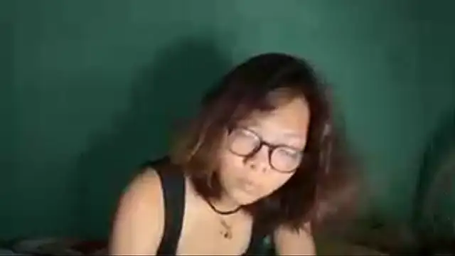 Snapshot of urhottie_lottie chatting on 03-20-26, 05:18 urhottie lottie online show from 03-20-26, 05:18