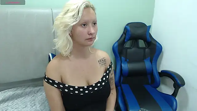 dafne kim online show from 05-11-26, 02:45