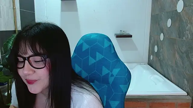 Snapshot of Sofiia_Vega_ chatting on 03-23-26, 01:04 Sofiia Vega online show from 03-23-26, 01:04