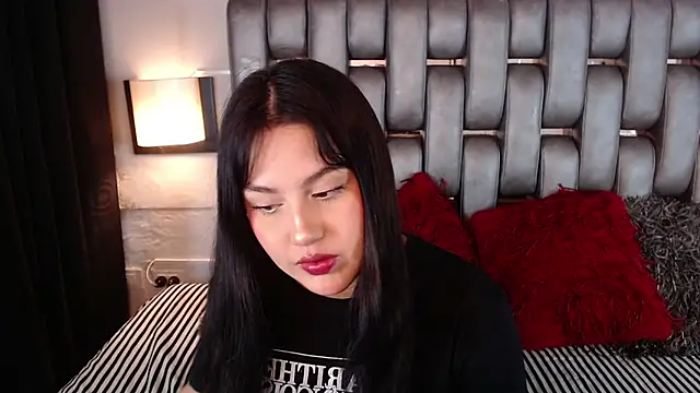 Sofiia Vega  online show from 04-21-26, 11:49