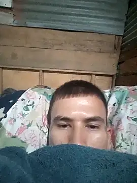 Snapshot of leitan01 chatting on 03-22-26, 01:53 leitan01 online show from 03-22-26, 01:53