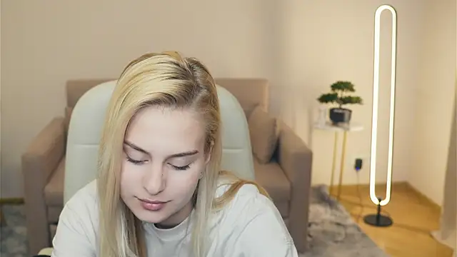 RudyElfenbein online show from 03-25-26, 09:26