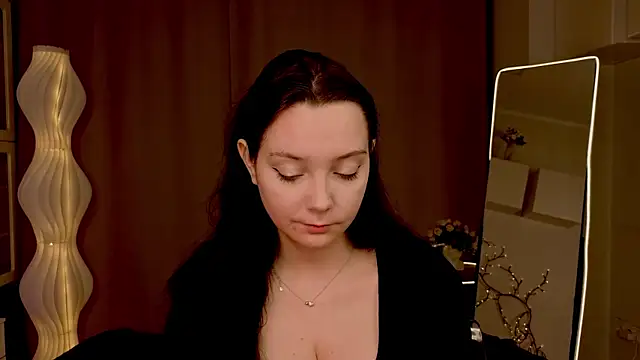 KaraNeagle online show from 04-07-26, 06:14