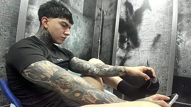 Gury tattoo online show from 06-05-26, 08:47